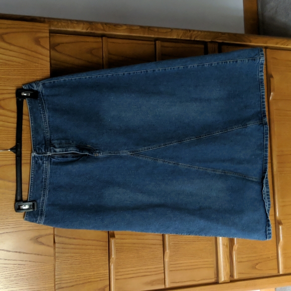 Liz Claiborne Dresses & Skirts - Liz Claiborne long denim skirt